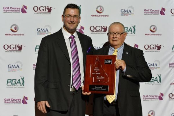 Max Mason (right) receives his award from GMA (Qld) president Aaron Muirhead.