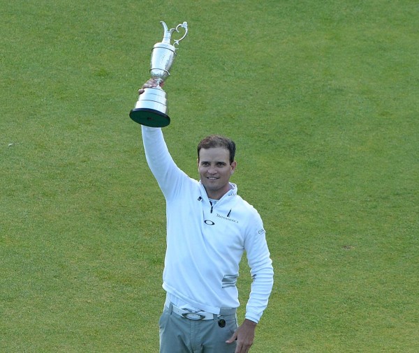 Zach Johnson with the Claret Jug