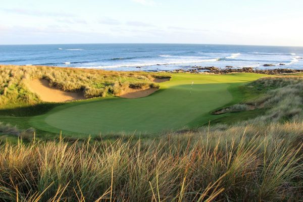 Ocean Dunes' 2nd green
