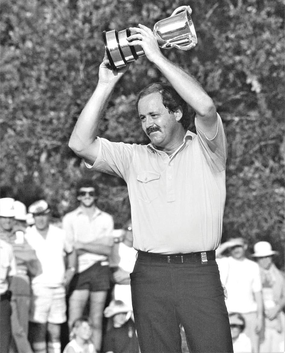 Bob-Shearer-lifts-Aussie-Open-trophy-cut-1