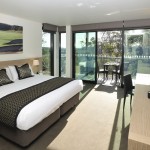 One of the gorgeous hotel rooms at Mercure Portsea Golf Club & Resort