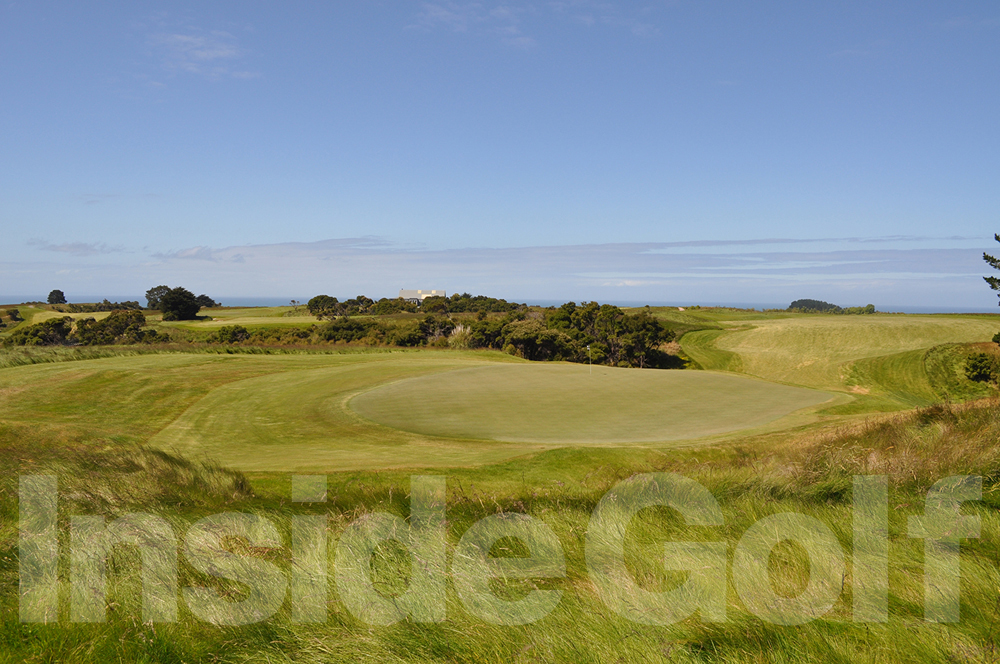 Cape Kidnappers 1st green (looking back)