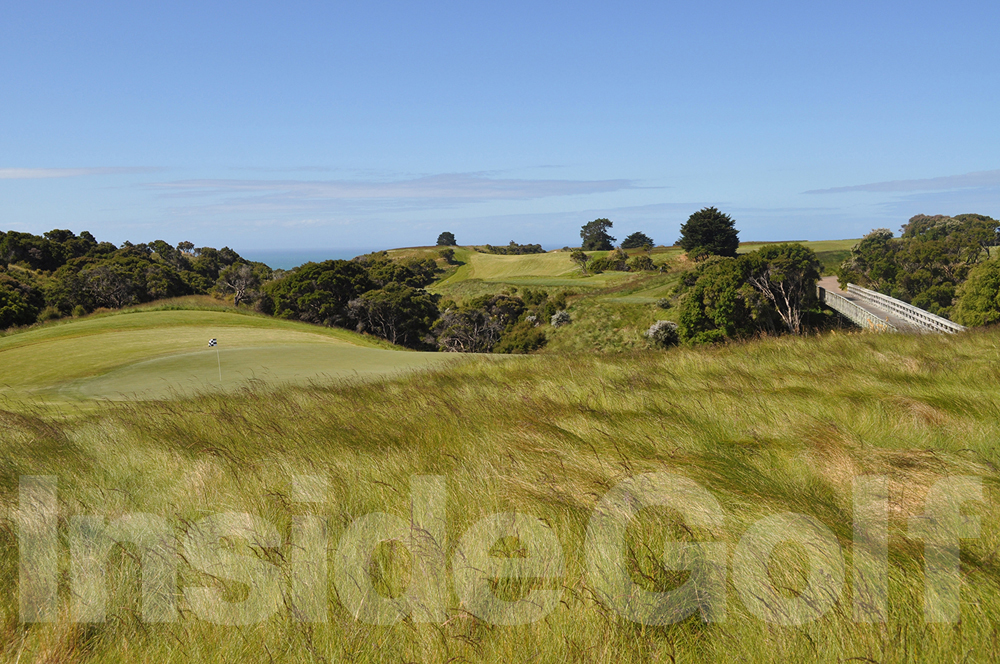 Cape Kidnappers 8th green back