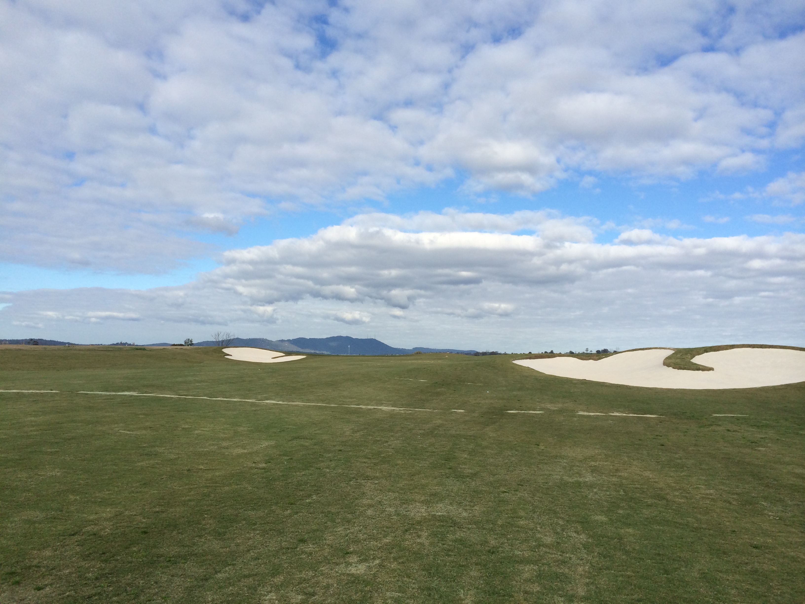 Hole1Middle