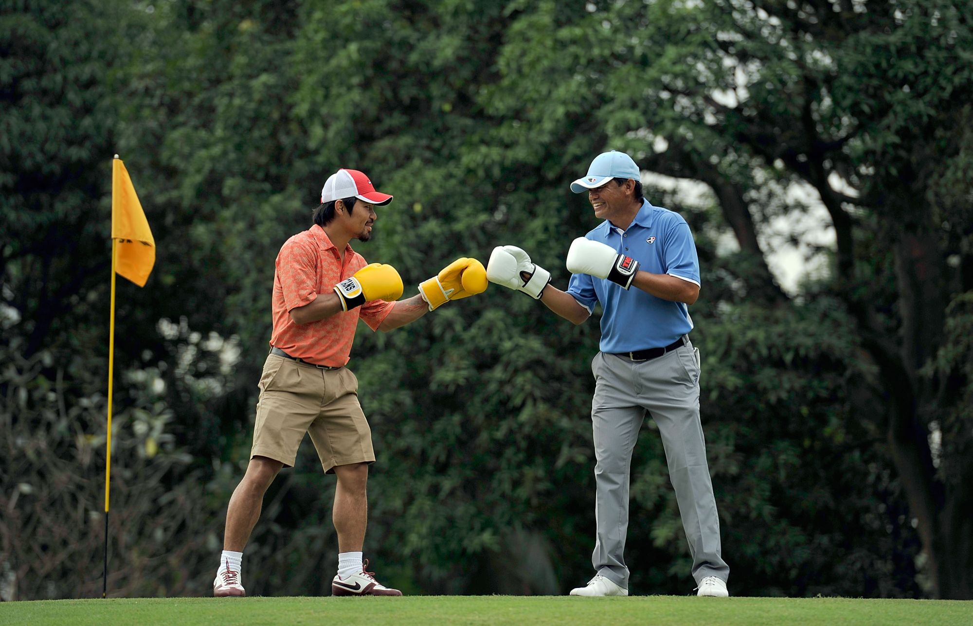 IPO Manny Pacquiao and Frankie Minoza (right)