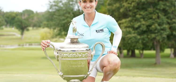 Karrie Webb wins first senior title