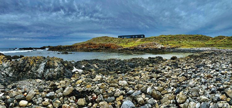 RESORT OF THE MONTH: A New Era of King Island Golf Luxury – King Island Lodge – Where coastal wildness meets crafted comfort