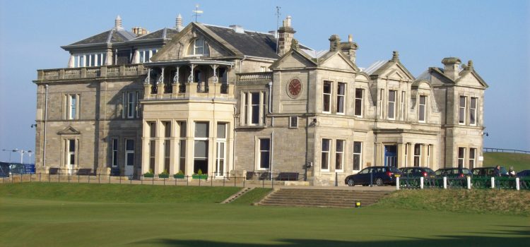 Women (finally) welcome at St Andrews